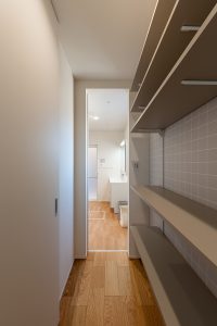 抜けのあるイエ